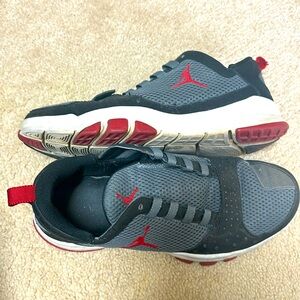 Men’s Nike vintage air Jordans size 11